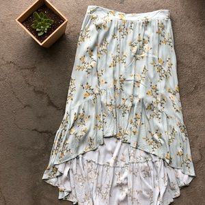 Xhilaration Floral Low-High Skirt